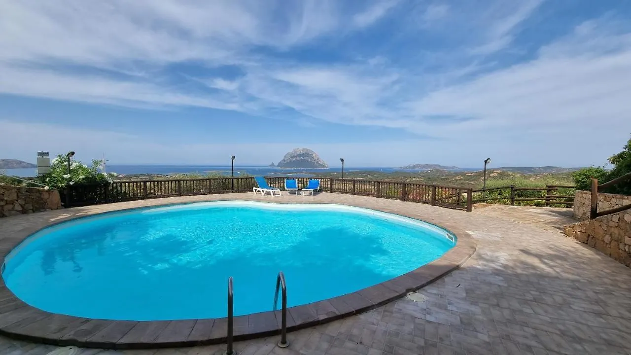 La Rosa Dei Venti Apts Porto San Paolo