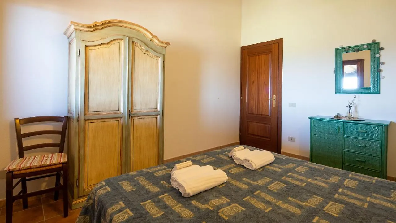 Apartment La Rosa Dei Venti Apts Porto San Paolo